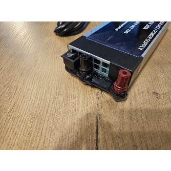 Power Supply 13,8V 30/35A / RADIO HF / CB RADIO / CAR AUDIO